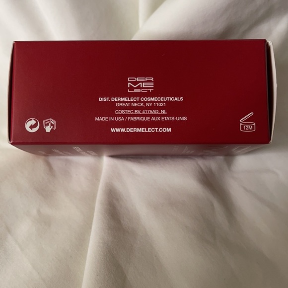 Dermelect Cosmeceuticals Outcrease Retinol Serum - Picture 4 of 5